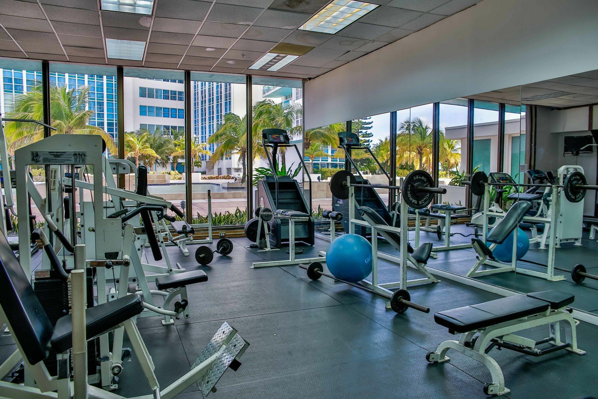Ocean Beach Apartments Miami Beach Buitenkant foto